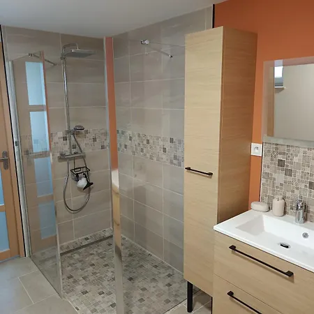 Holiday home Au Bord De L'helpe
