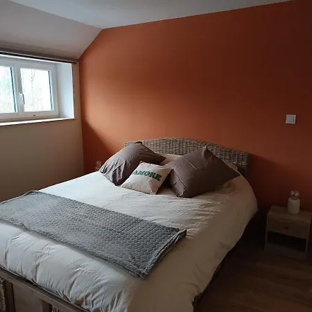 Holiday home Au Bord De L'helpe Liessies